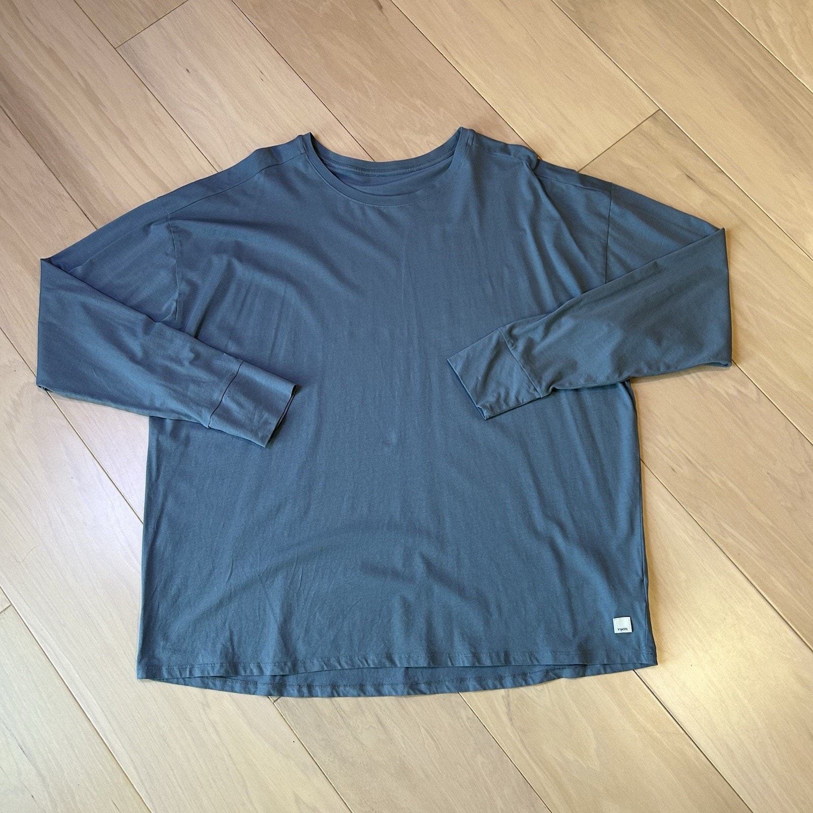 Vuori Feather Tee Long-Sleeve Women’s Xl